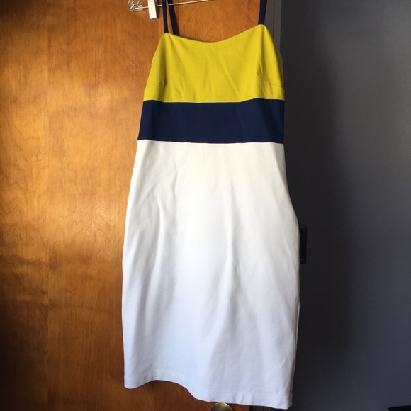 Dresses & Skirts - Color block Banana Republic dress